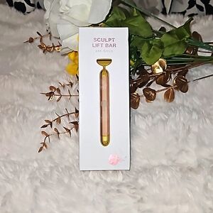 SKIN INC Sculpt Lift Bar 24K Gold Retail $125 - New
